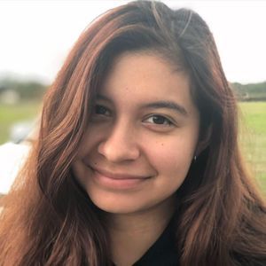 Meet your Posher, Daniela